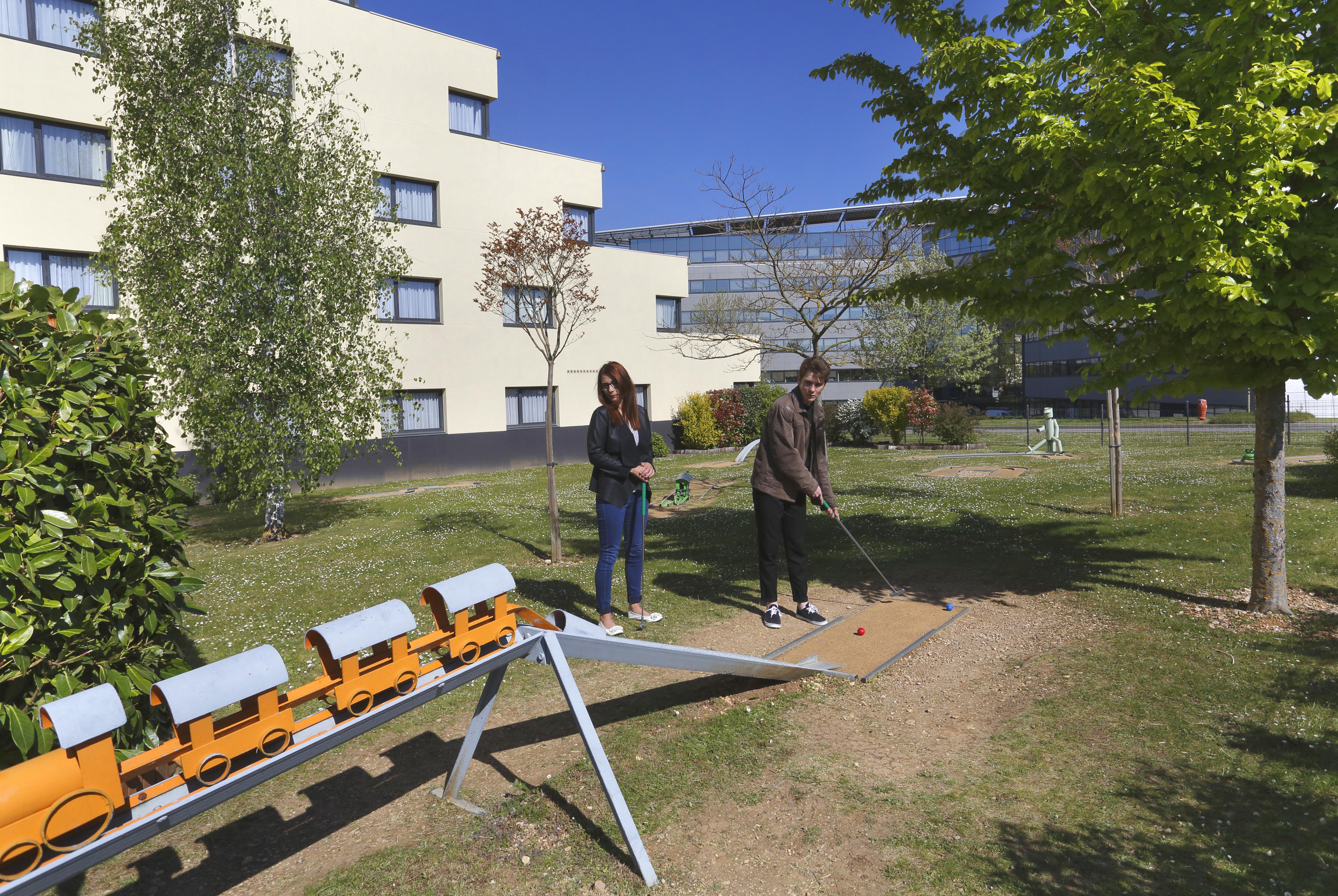 The Originals City, Hotel Alteora, Poitiers Site Du Futuroscope Chasseneuil-du-Poitou Exterior photo